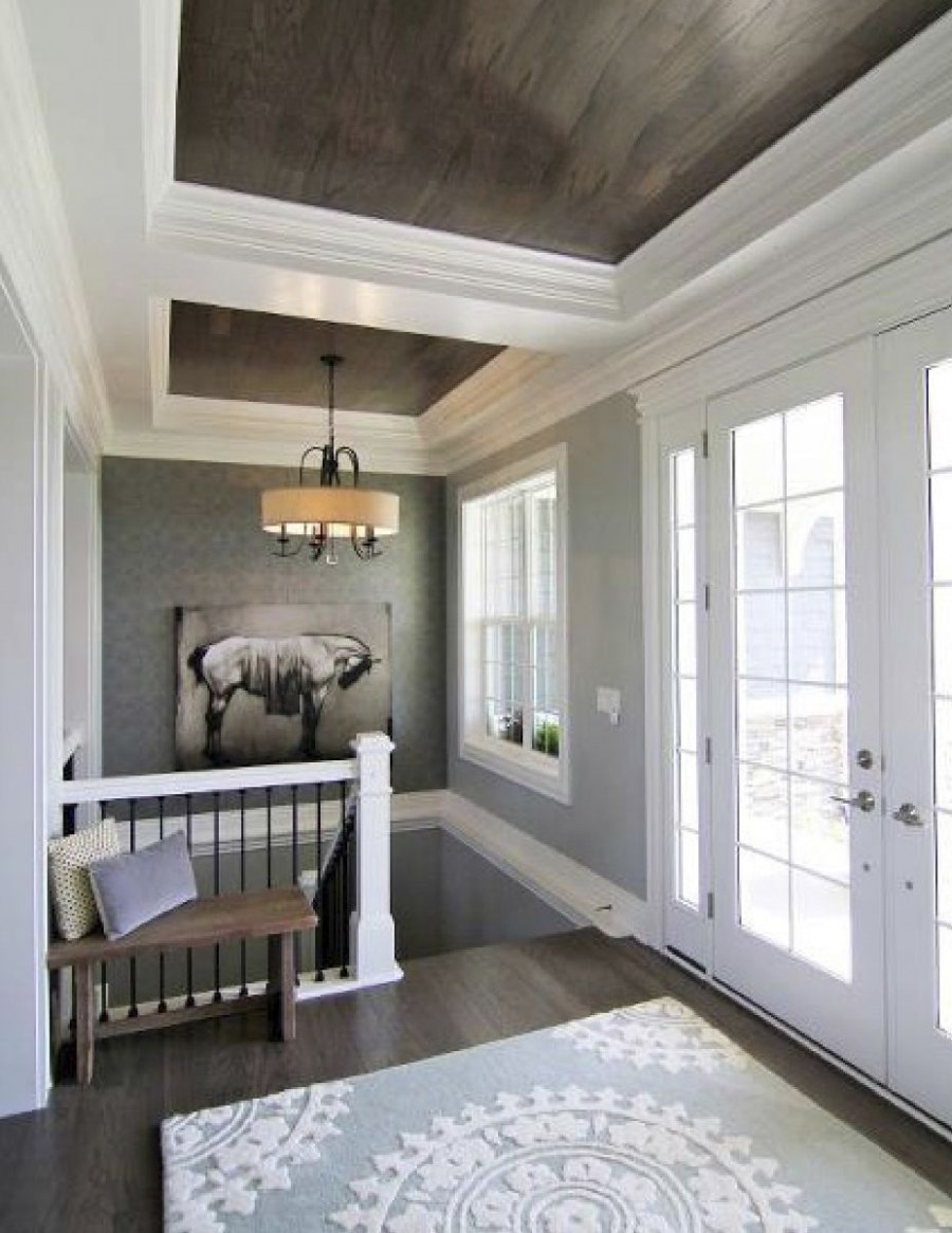 Светло серый потолок