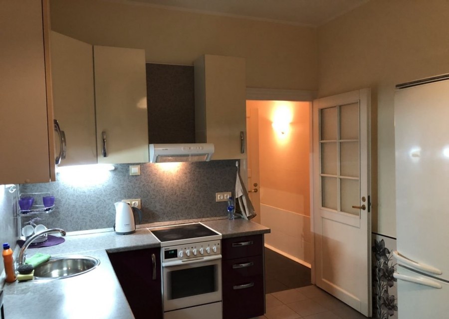 Снять комнату авито Леоновский двор