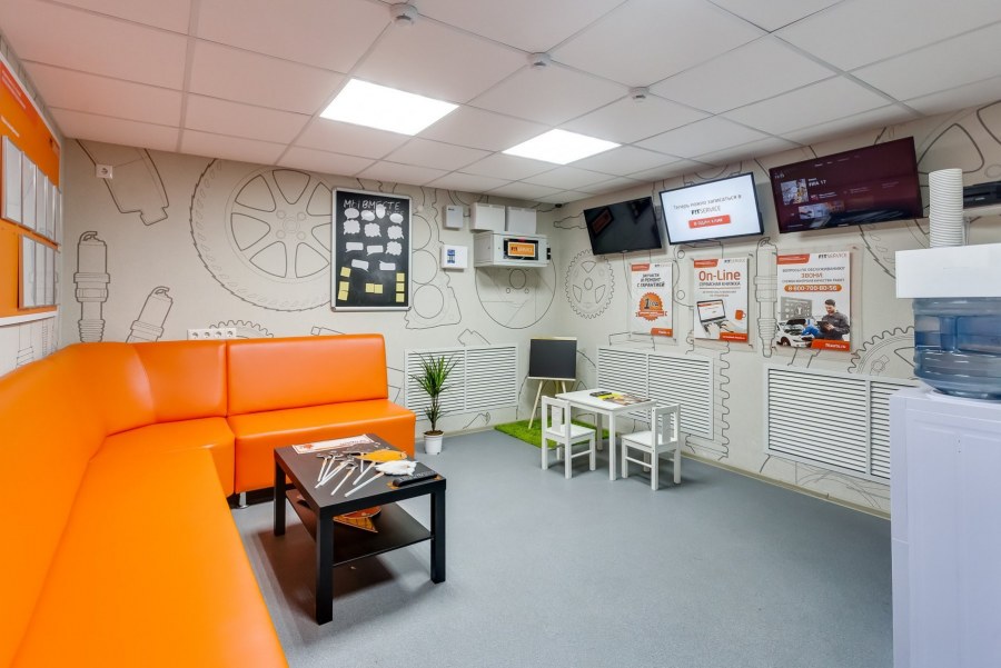 Ресепшн сервисного центра