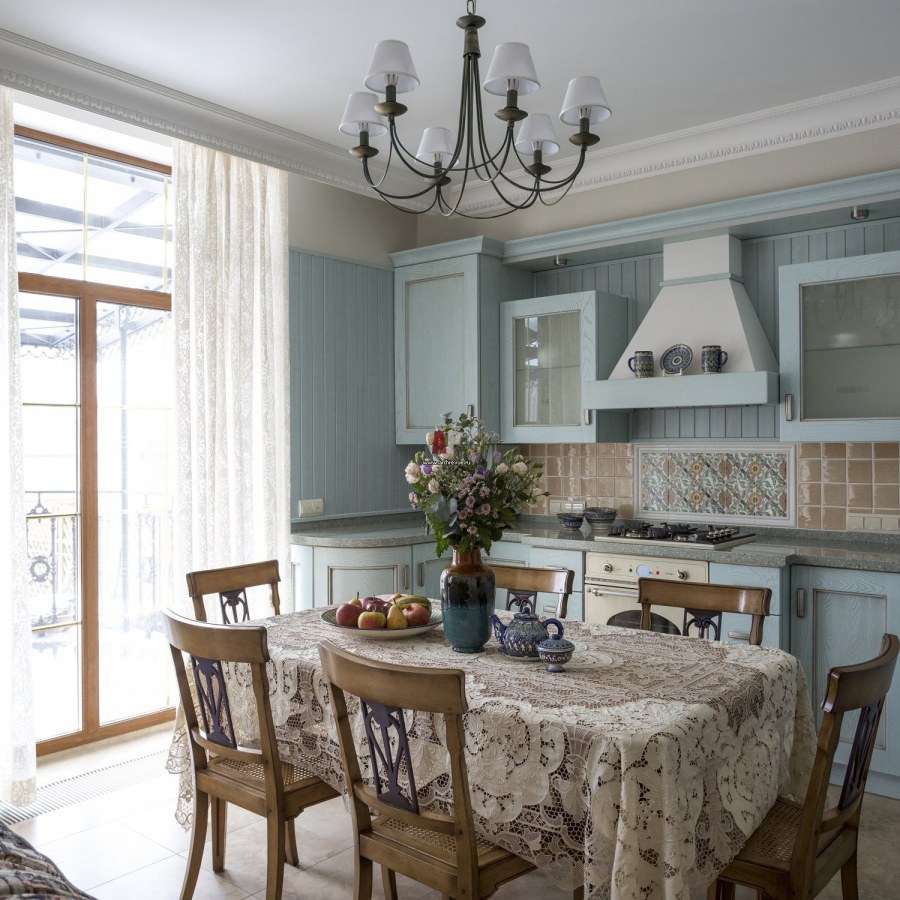 Столовая-гостиная в стиле Прованс