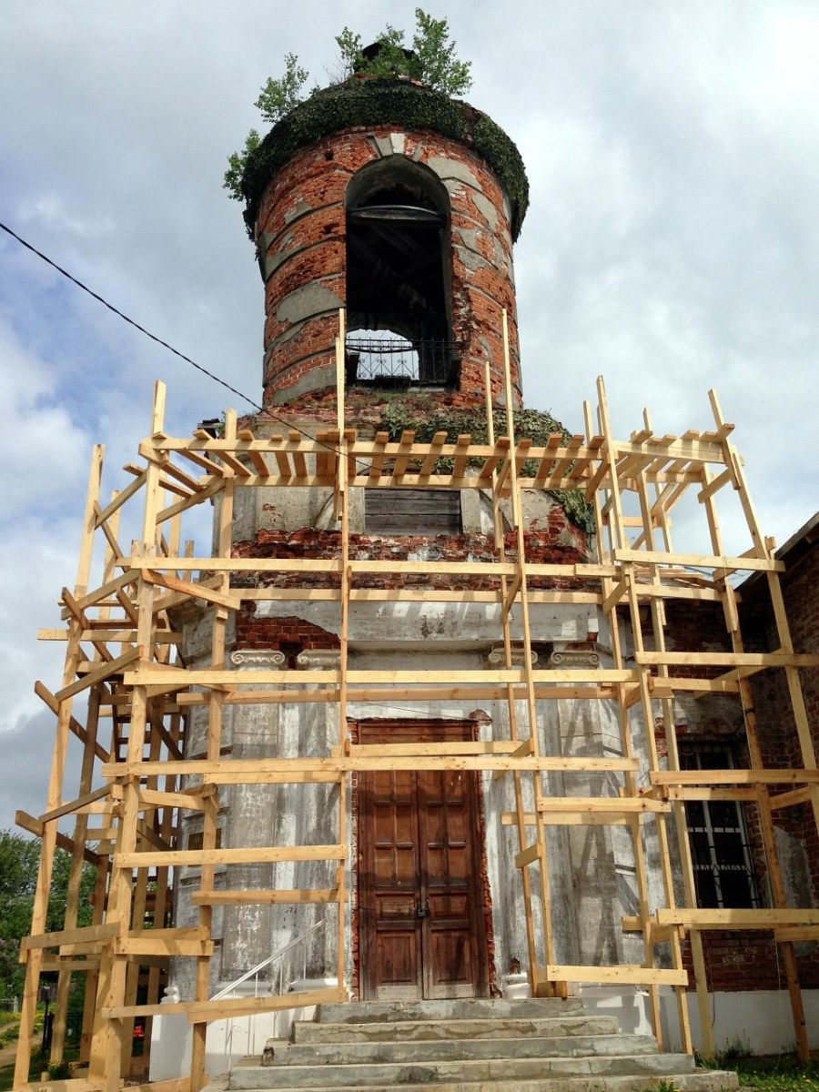 Колокольня Никольского собора в Петербурге