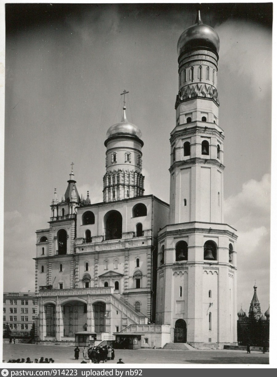 Колокольня Николаевского собора в Калязине