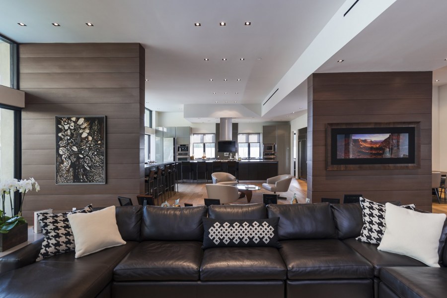 Гостиная в шоколадных тонах