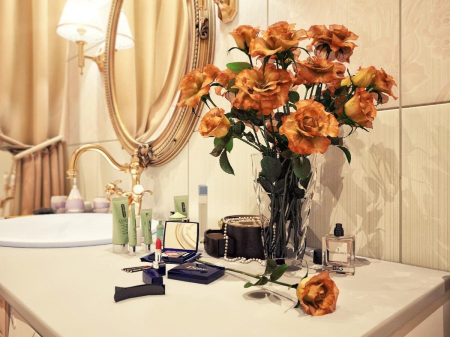 Искусственные цветы в интерьере ванной