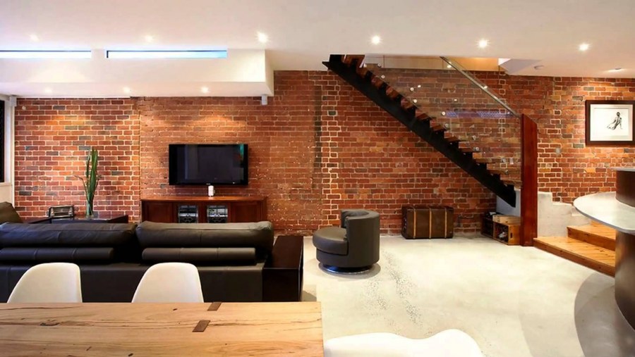 Кирпичный дом внутри