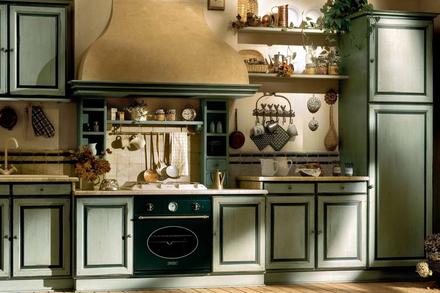 Кухонная вытяжка в стиле Прованс