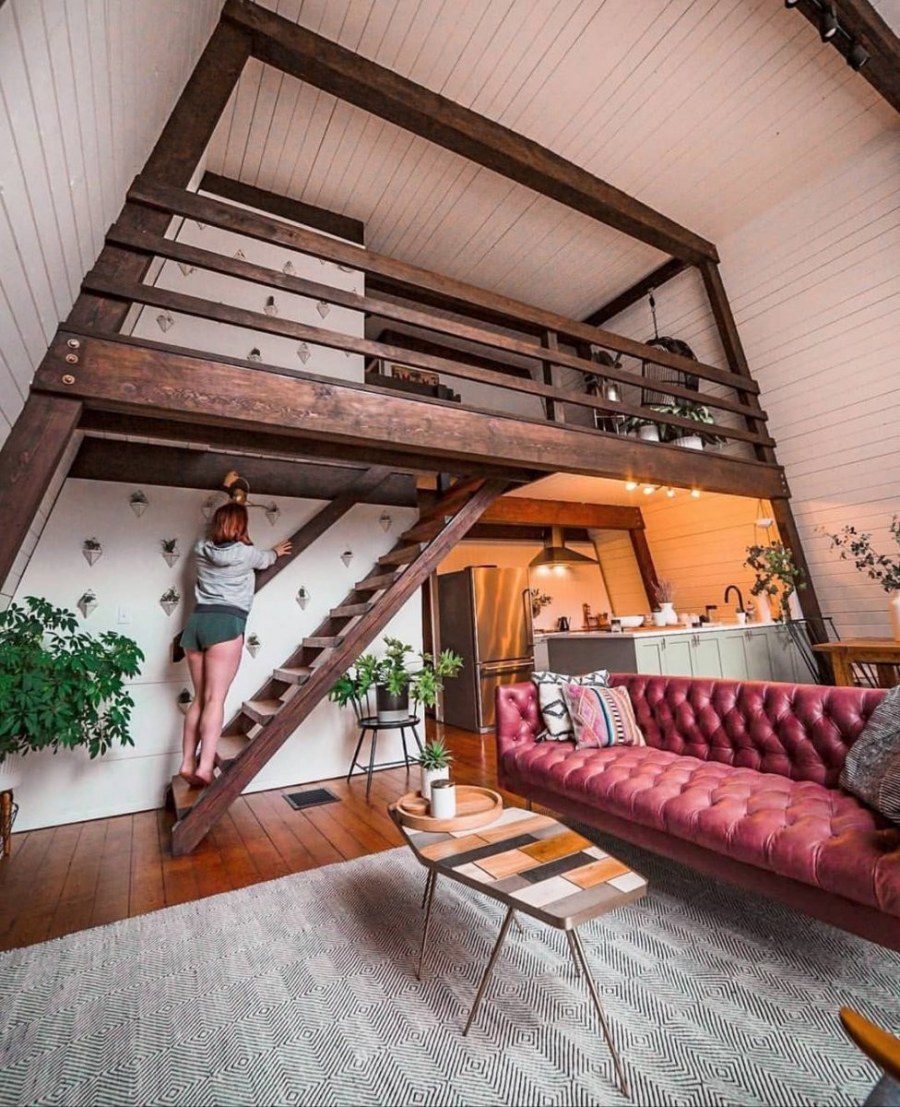 Двухэтажный домик