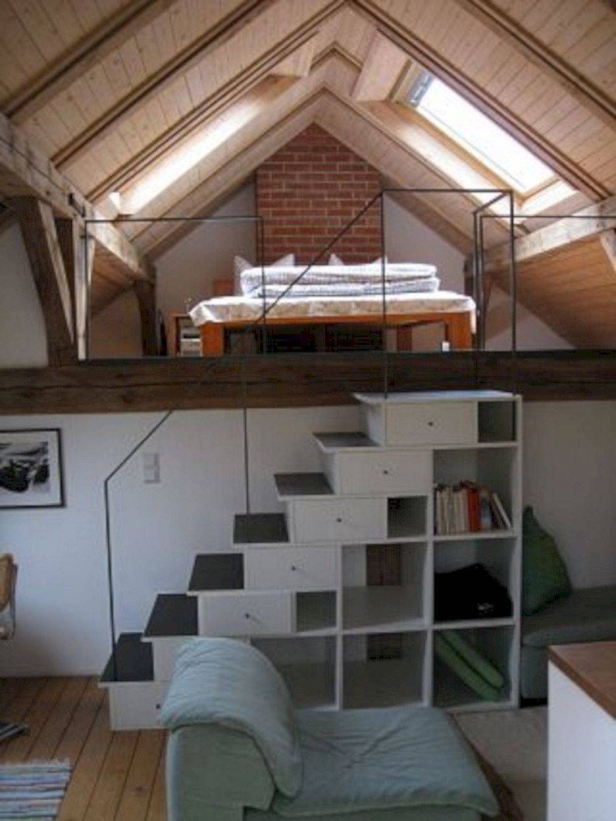 Домик с антресолью