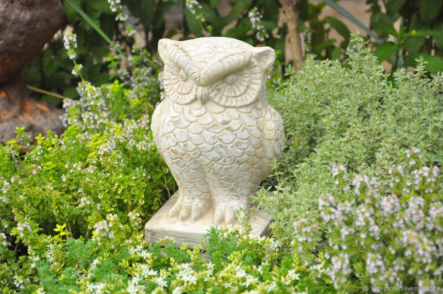 Статуэтки для клумбы