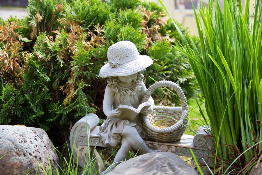 Садовая скульптура