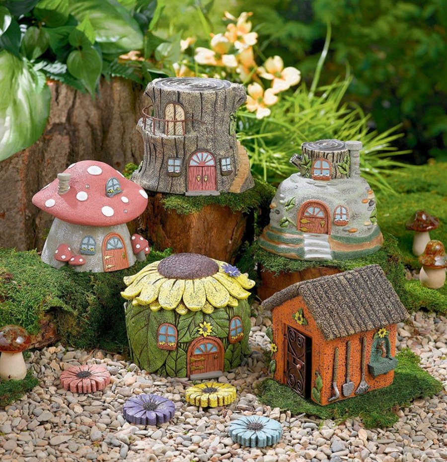 Декоративный домик для сада