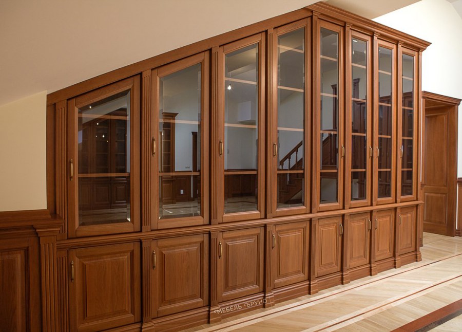 Библиотечные шкафы из массива