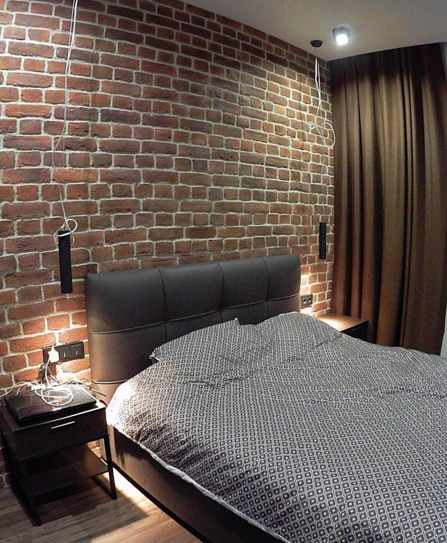 Кирпич в интерьере спальни