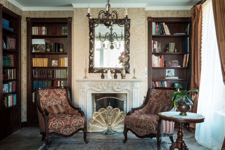Антиквариат в интерьере