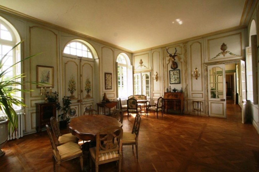 Замок Бонневиль Нормандия интерьер