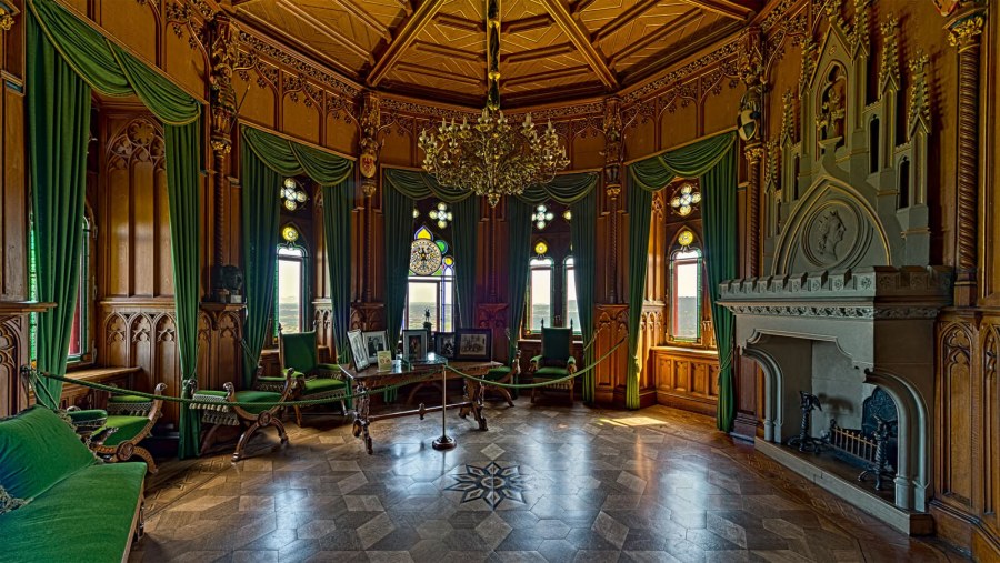 Замок Гогенцоллерн Германия внутри