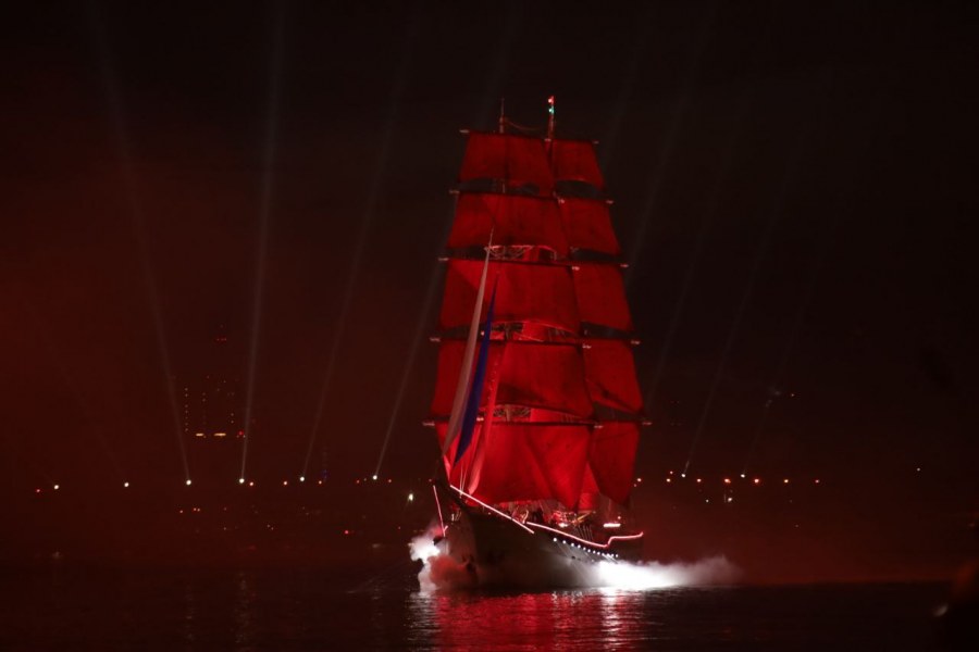 Праздник Алые паруса в Санкт-Петербурге 2021