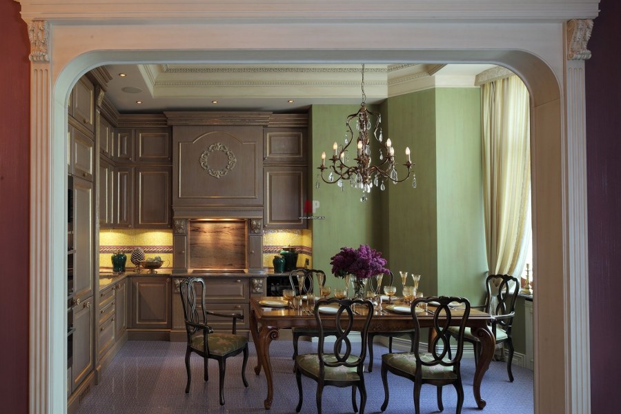 Арочный проем в классическом стиле