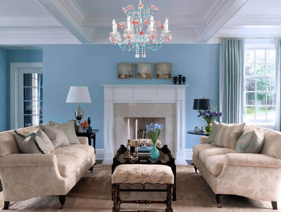 Гостиная с голубыми стенами