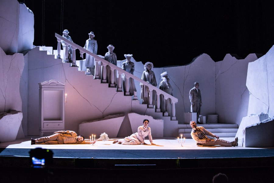 Сценография спектакля вишневый сад