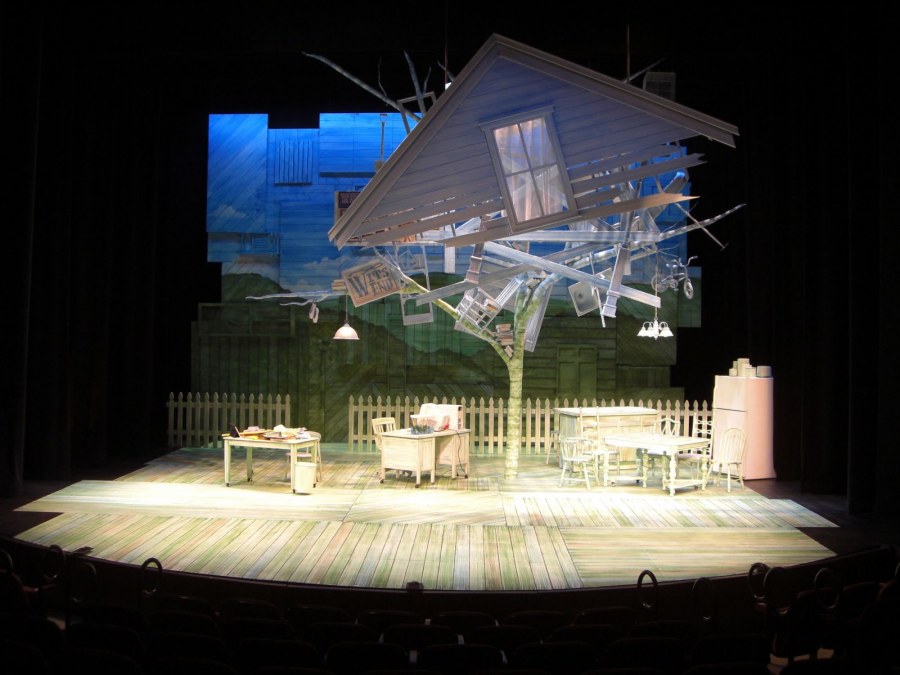 Д. Лидер Сценография