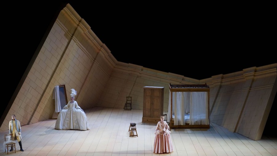 Жан Вилар Сценография