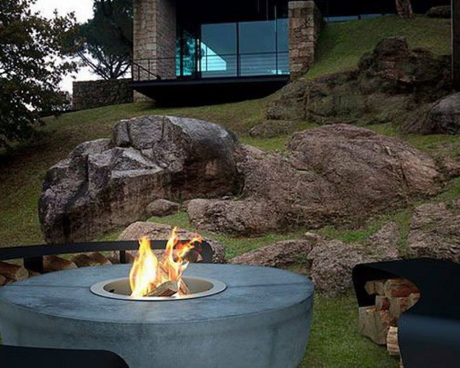 Кострище из камня