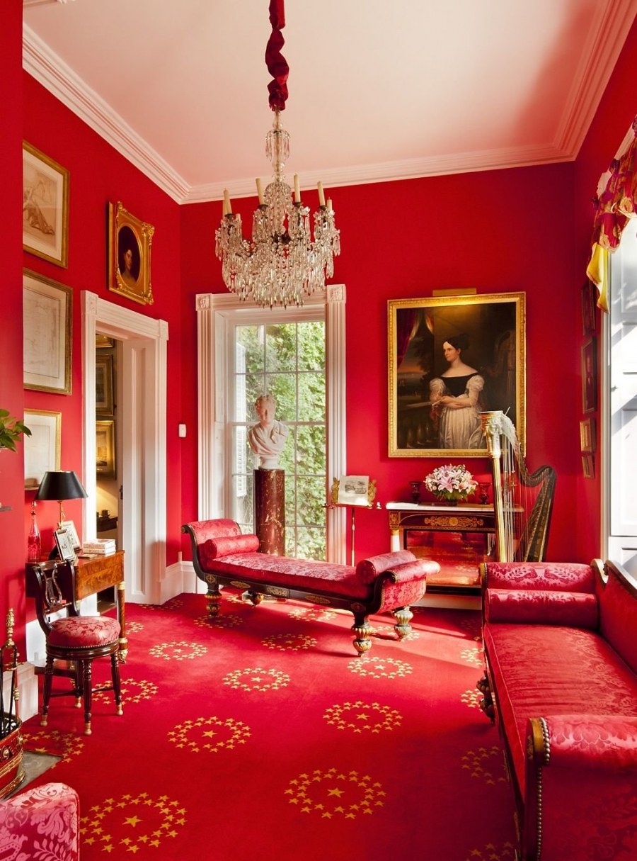 Интерьер в красных тонах