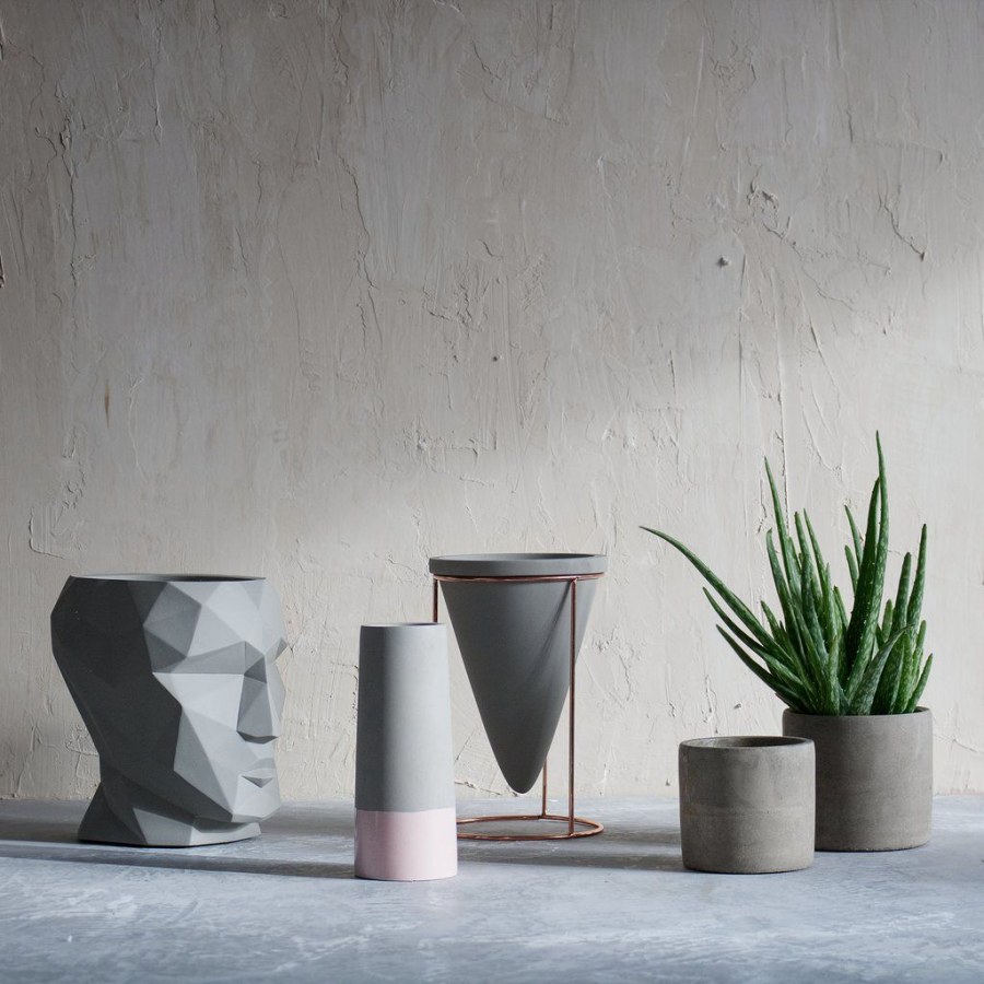 Дизайнерские вазы бетонные