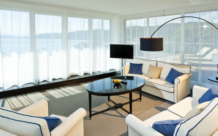 Фон гача лайф комната Королевская