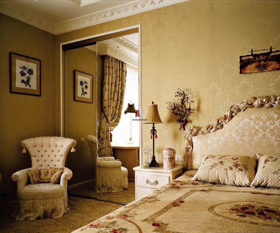 Картина для комнаты в классическом стиле