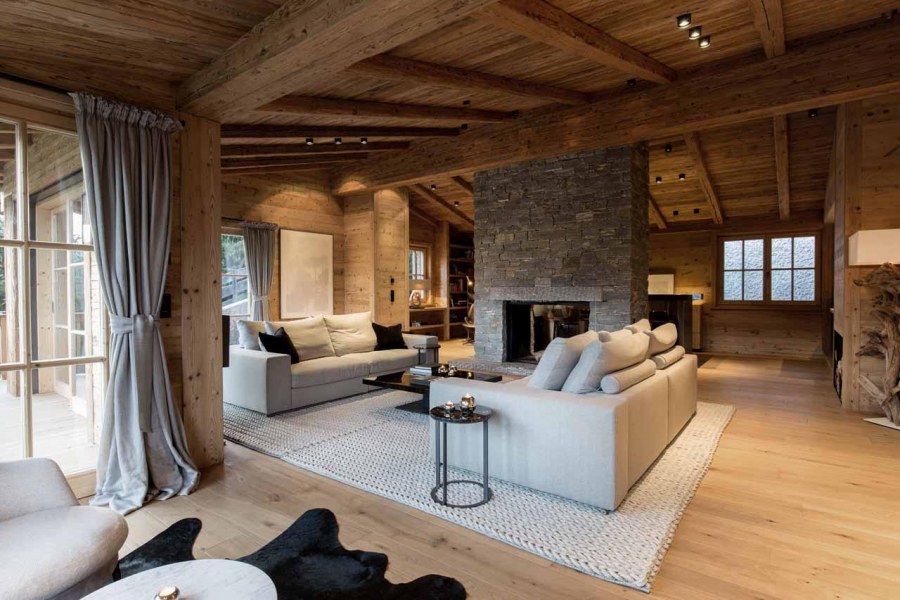 Планировка гостиной в стиле Шале