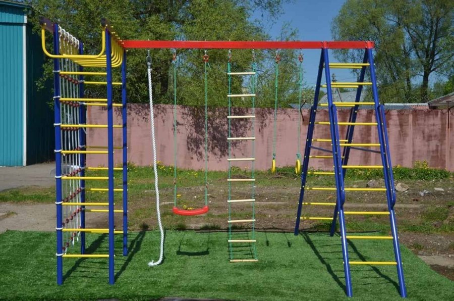 Лестницы на детских площадках