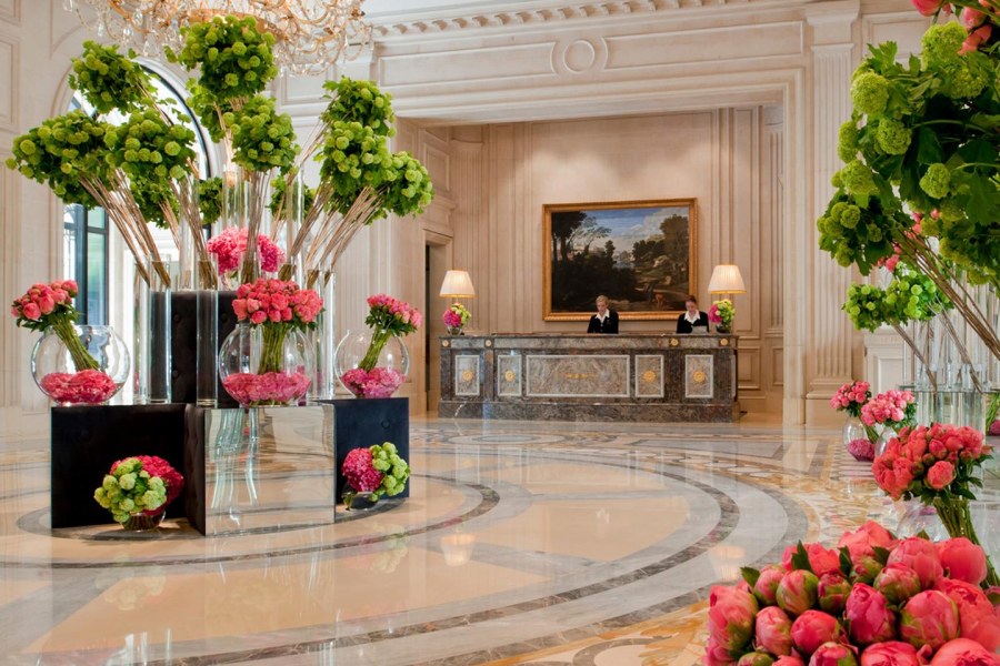 Four Seasons George v Paris Холл