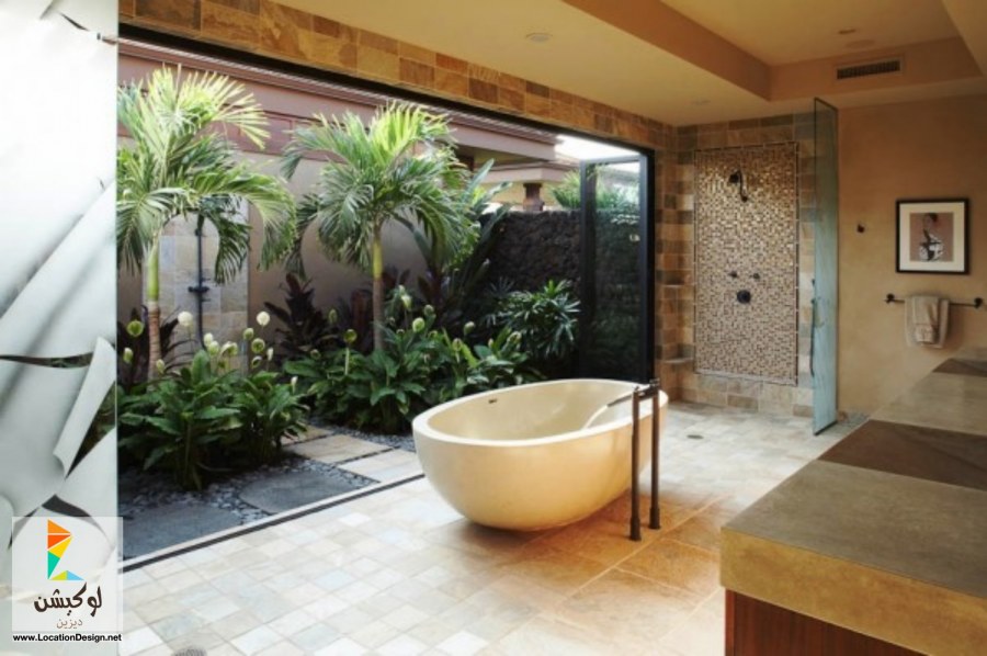 Душ в тропическом стиле