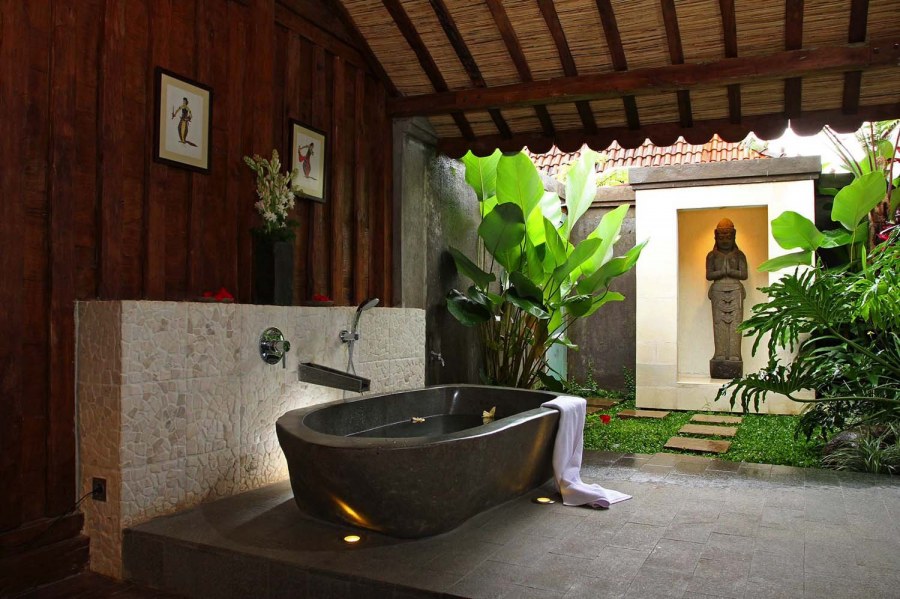 Тропическая ванная комната