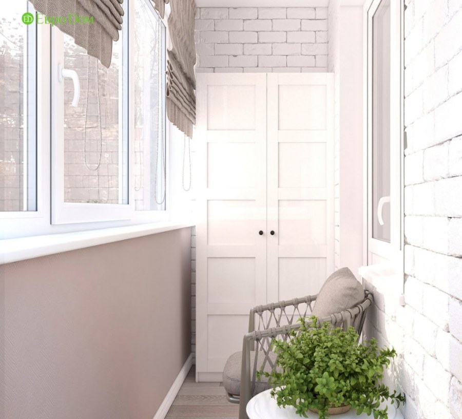 Балкон в светлых тонах