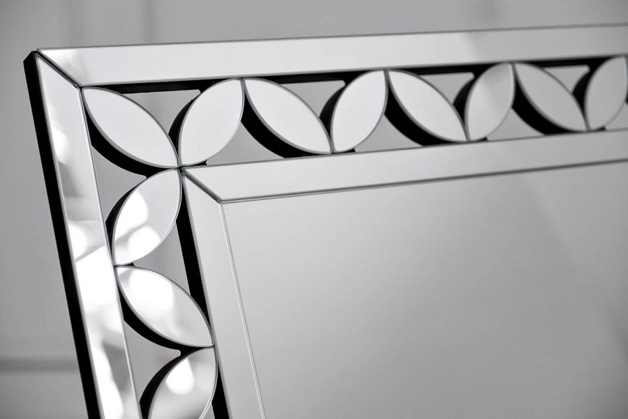 Зеркало настенное patterhome Базель Блэк