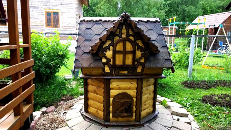 Красивые домики для колодцев