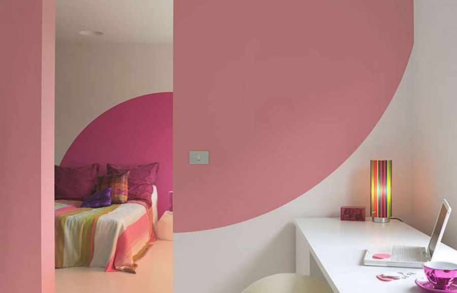 Окрашивание стен в два цвета