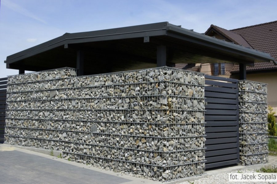 Сарай из габионов