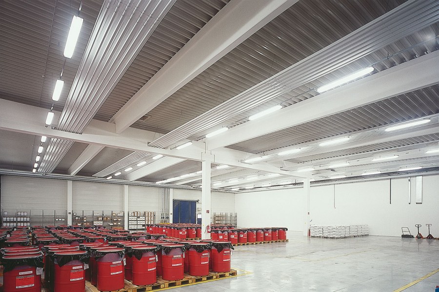 Инфракрасное водяное отопление производственных помещений