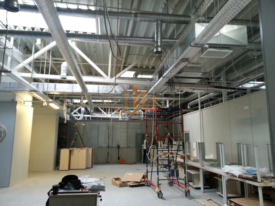 Потолок в промышленном помещении