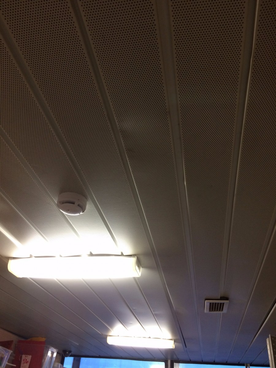 Потолок в промышленном помещении