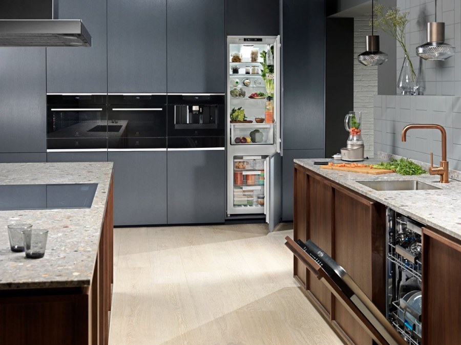 Электрический духовой шкаф Electrolux oke8c31x