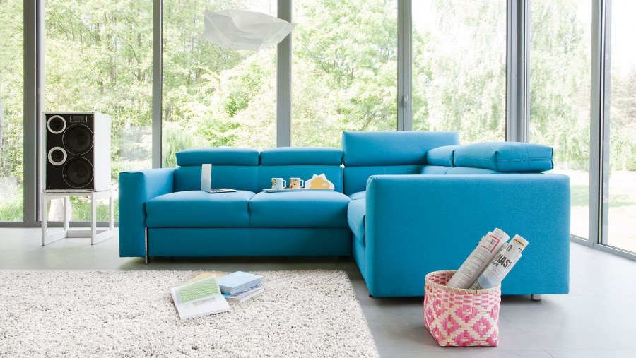 Диваны яркие цвета