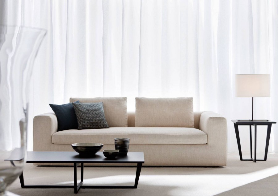 Диван в современном интерьере