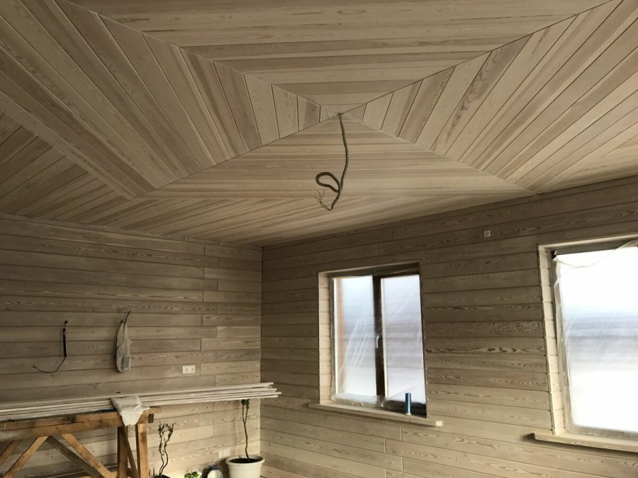 Обшить потолок вагонкой штиль