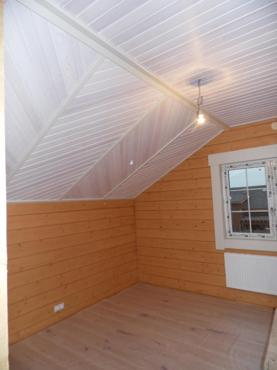 Имитация бруса на мансарде