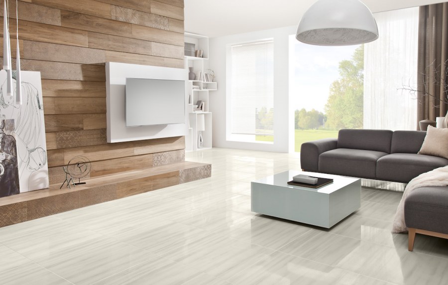 Керамогранит под дерево в гостиной